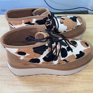 UGG bootie brand new.